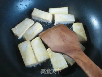 Make Old tofu burns shrimp step 2