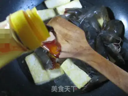 Make Old tofu burns shrimp step 6