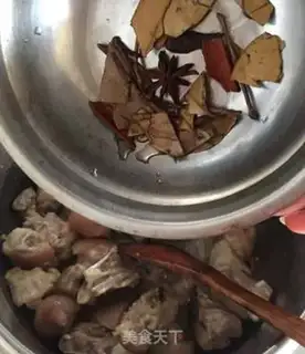 Make Piggy Hand step 4