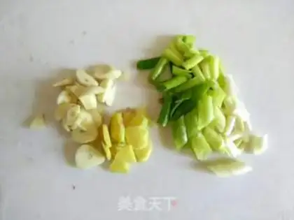 Make Spicy mackerel step 1