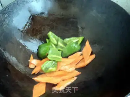 Make Three-colour cashew nuts step 1