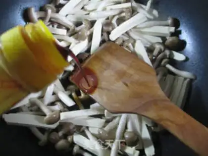Make Crab mushrooms fried tofu dry step 4