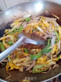 Make Pillard pork noodles step 5