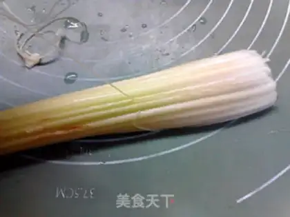 Make Celery, scrawny sausage step 1