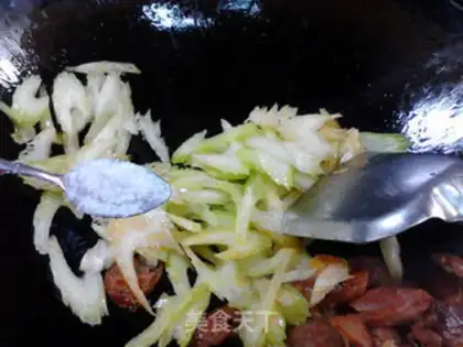 Make Celery, scrawny sausage step 9