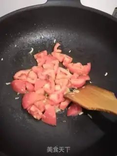 Make Tomatoes, eggnut soup step 3