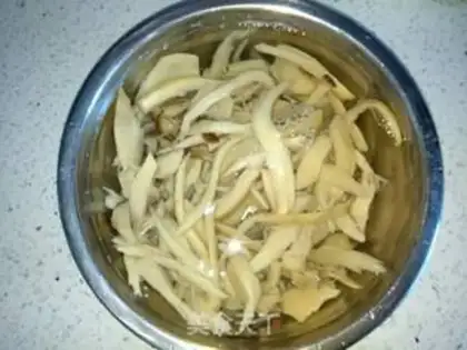 Make Puffing almond mushrooms step 4