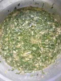 Make Wild onion omelet step 4