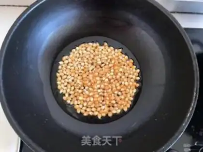 Make Caramel popcorn step 1