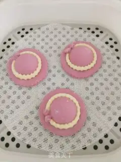 Make Potato cap buns step 5