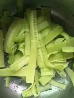 Make cucumber fishball soup step 5