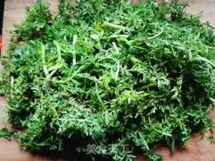 Make Mimi artemisinin carrots, double steam step 1