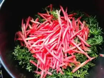 Make Mimi artemisinin carrots, double steam step 2