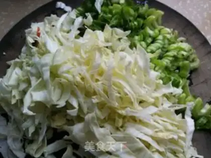 Make A cabbage with powder step 2