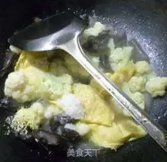 Make Blackwood omelet step 6