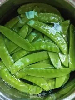 Make Dutch beans make flowers step 0