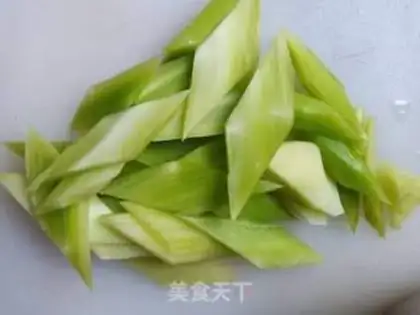 Make Fishball soup step 3