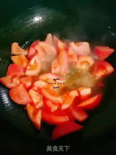 Make Tomato fried eggs step 2