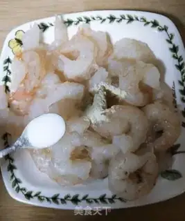 Make Cashew shrimp step 1