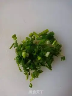 Make Smelt-peased soup step 1