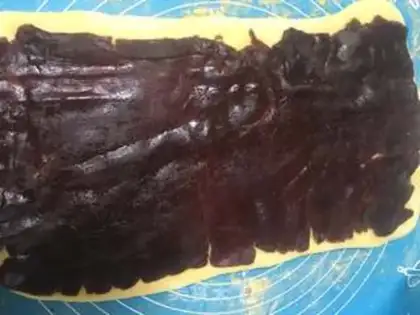 Make Donkey rolls step 6