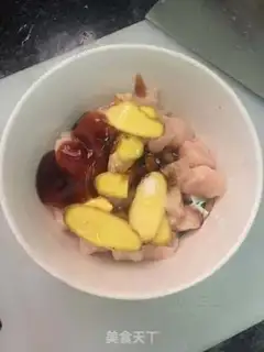 Make Homemade chicken and rice step 1