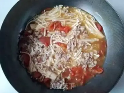 Make Gold-cracking mushroom tomato fat cow soup step 9