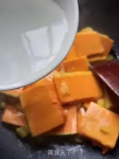 Make Pineapple pumpkin step 4