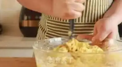 Make Breakfast eggcake step 4