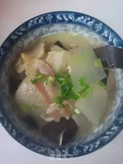 Make Salted melon seaweed soup step 6