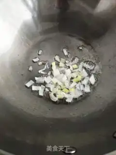 Make Garlic fried meat step 1