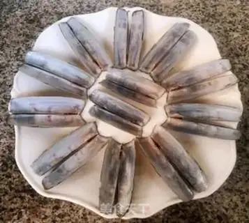 Make Garlic fans are on fire step 3