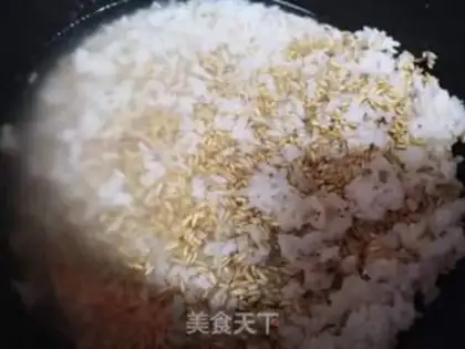 Make Porridge of oatmeal rice step 0