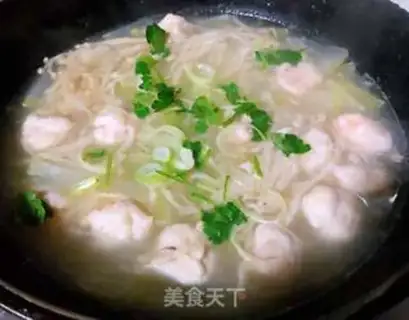 Make Shrimp rollers, squirm soup step 6