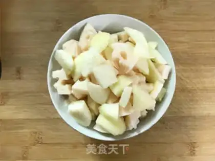 Make Lotus Pear Juice step 1