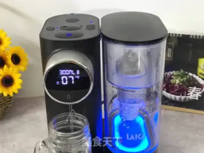 Make Lotus Pear Juice step 2