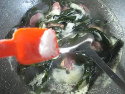 Make The sea laces boiled duck legs step 4