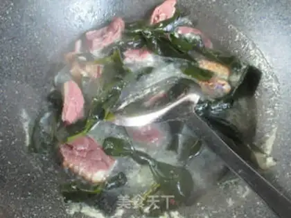 Make The sea laces boiled duck legs step 5