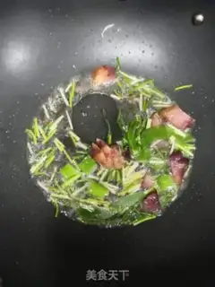 Make Roach and curd step 0