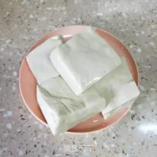 Make Fish-head tofu step 1