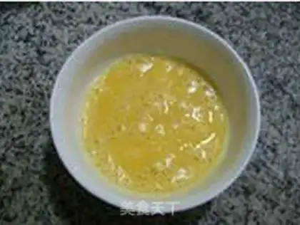 Make Snowbushroom fried eggs step 3