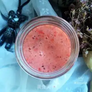 Make Dragonfruit strawberry juice step 7