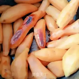 Make The high-voltage pan, the sweet potatoes step 4