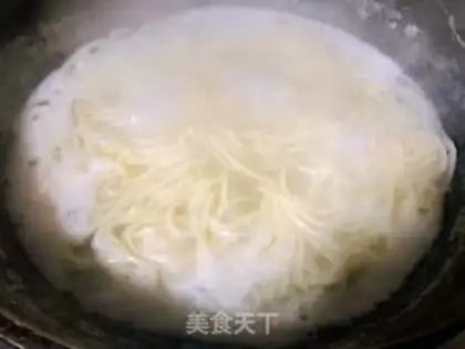 Make Weed pasta for shrimp step 1