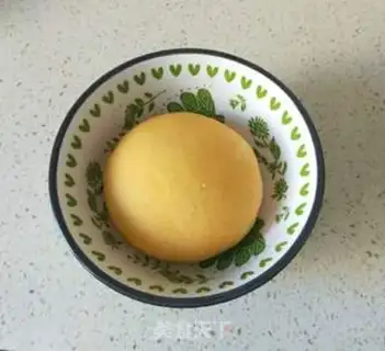 Make Two-coloured buns step 2