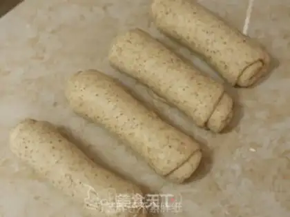 Make Super-soft black and wheat toast step 6