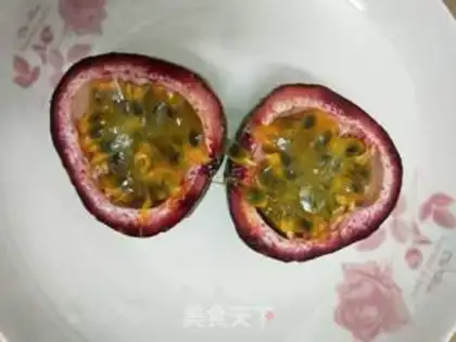Make A bee of vanilla fruit step 1