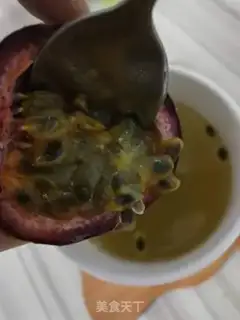 Make A bee of vanilla fruit step 2