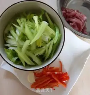 Make Creamed meat step 0
