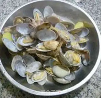 Make Snow chowder step 1